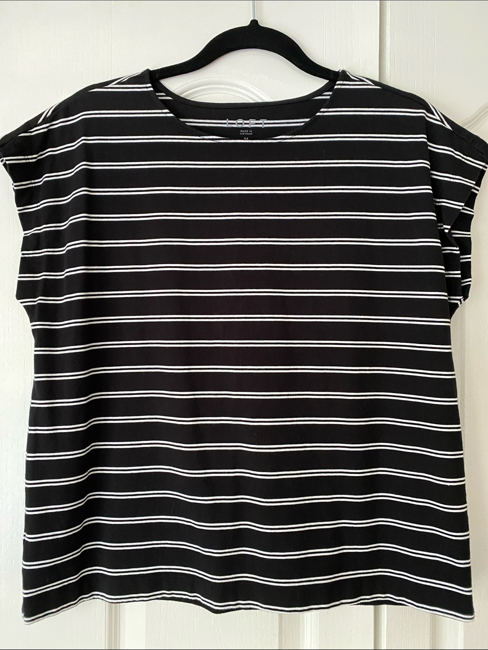 LOFT Modern Wedge Tee